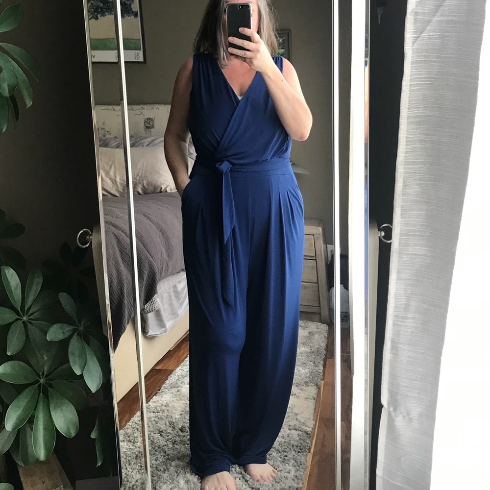 Vince Camuto Navy Blue Sleeveless Wrap Jumpsuit